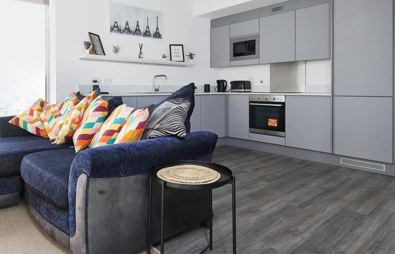 Morden Lovely 3Bedroom Apartment London Abbey Wood Экстерьер фото