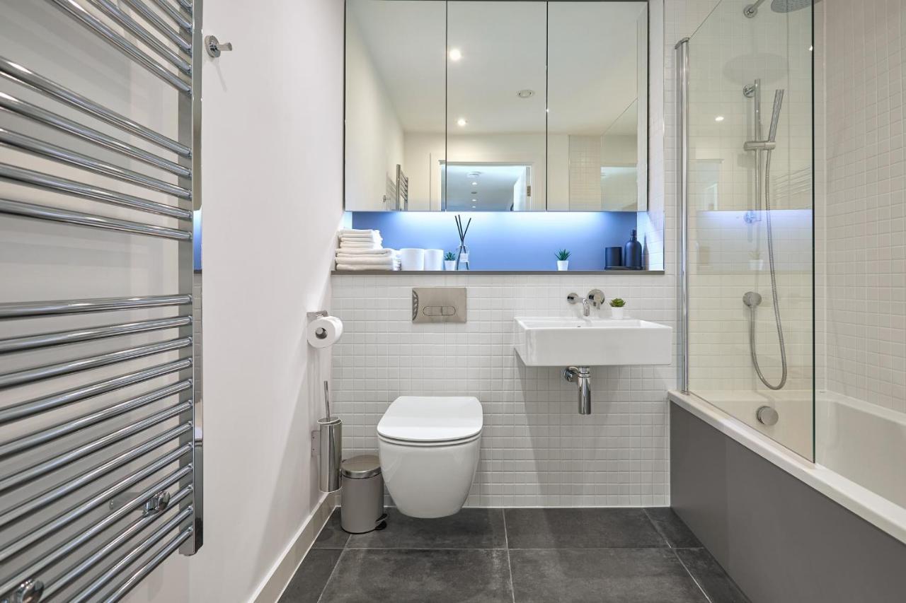 Morden Lovely 3Bedroom Apartment London Abbey Wood Экстерьер фото