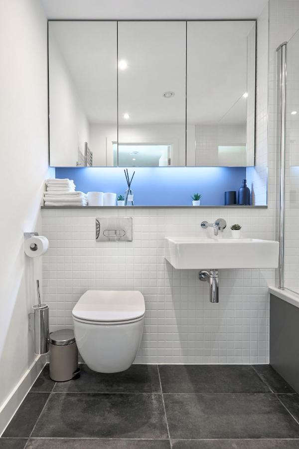 Morden Lovely 3Bedroom Apartment London Abbey Wood Экстерьер фото